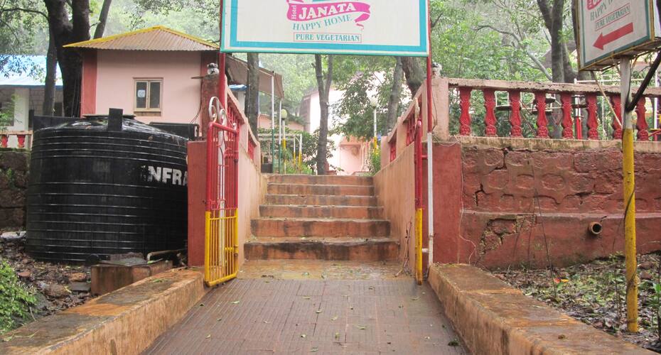 Hotel Janata Happy Home, Matheran 1